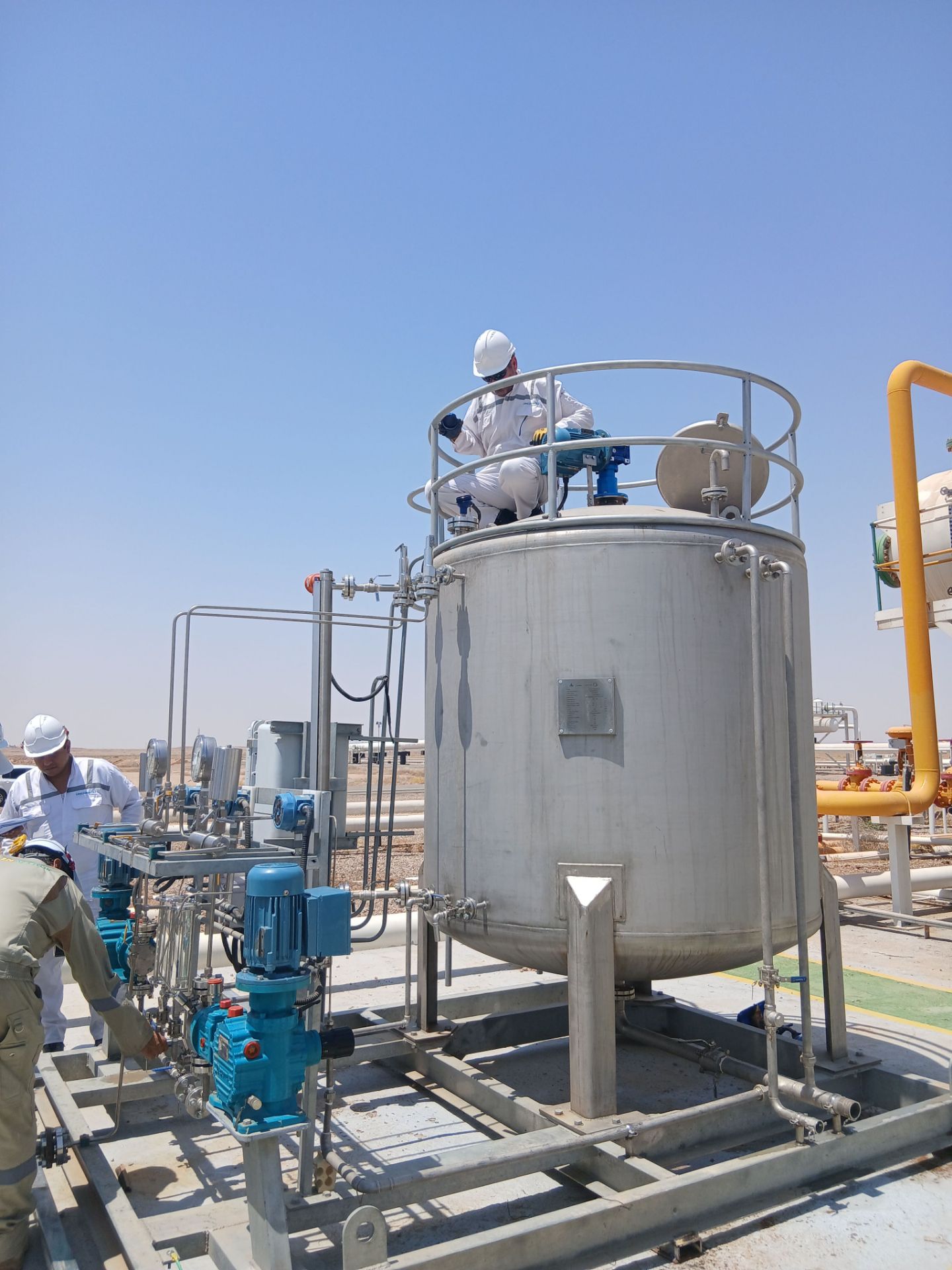 پکیج تزریق مواد شیمایی AP675 میدان نفتی پایدار